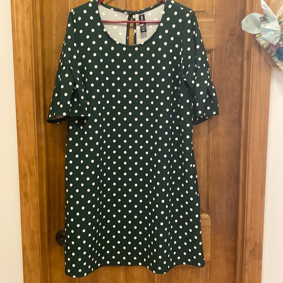 Agnes & Dora Dresses & Skirts - Agnes and Dora green and cream polka dot dress
